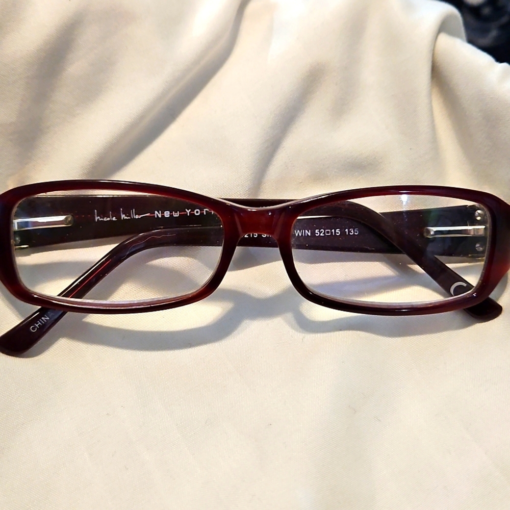 Nicole Miller reading glasses